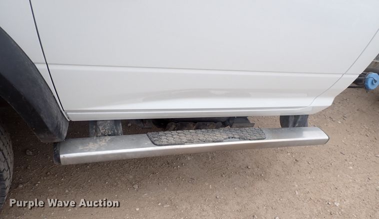 image for item DJ5673 2015 Dodge Ram 5500  truck cab and chassis