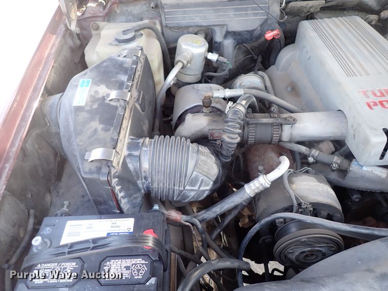 image for item DJ5681 1993 GMC Sierra 2500  Ext. Cab pickup truck