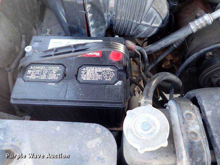 image for item DJ5681 1993 GMC Sierra 2500  Ext. Cab pickup truck