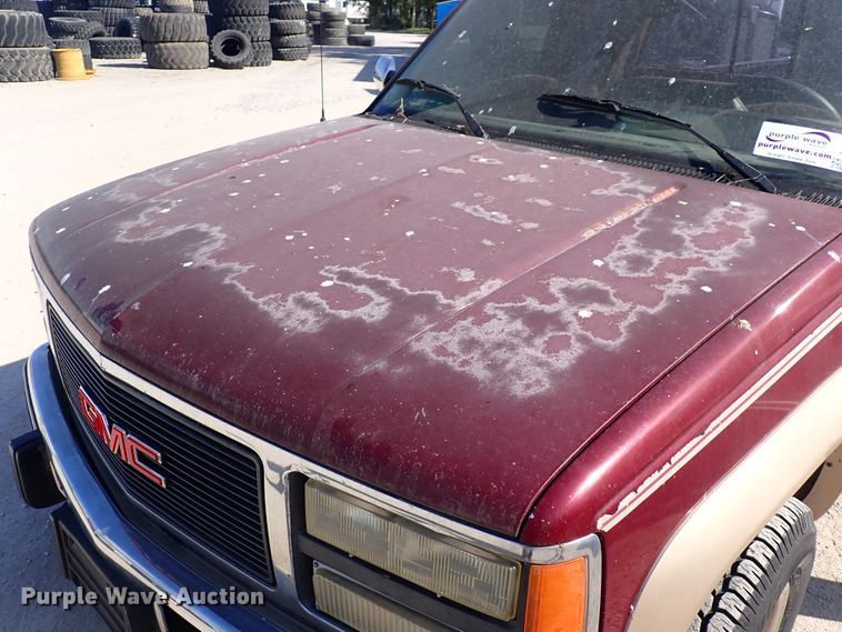 image for item DJ5681 1993 GMC Sierra 2500  Ext. Cab pickup truck