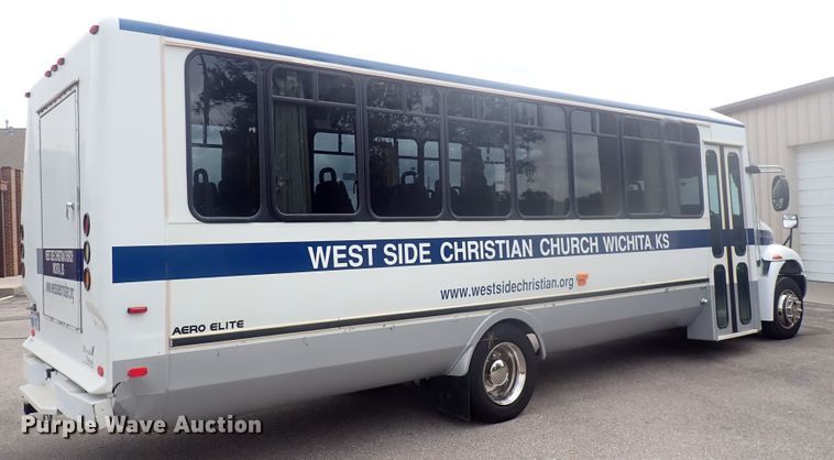 image for item DJ5696 2004 International 3200  shuttle bus