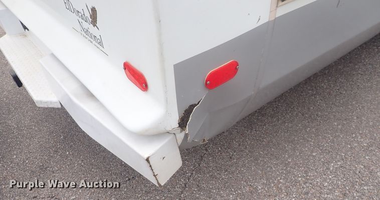 image for item DJ5696 2004 International 3200  shuttle bus