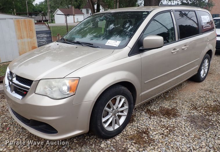 image for item DJ5743 2013 Dodge Grand Caravan  van
