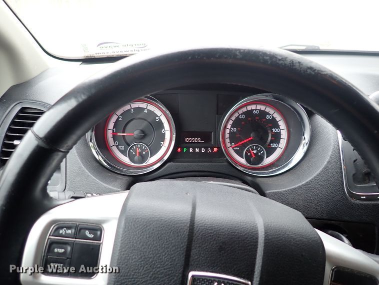 image for item DJ5743 2013 Dodge Grand Caravan  van