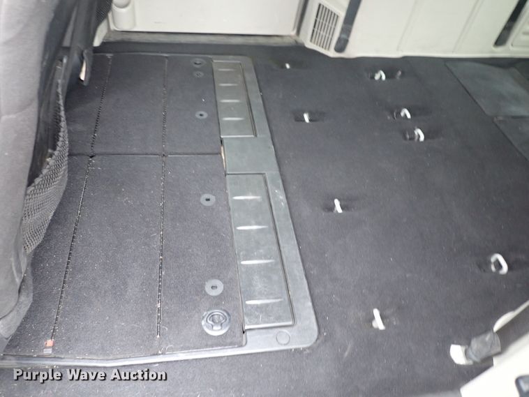 image for item DJ5743 2013 Dodge Grand Caravan  van