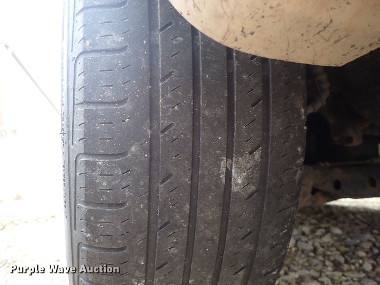 image for item DJ5743 2013 Dodge Grand Caravan  van