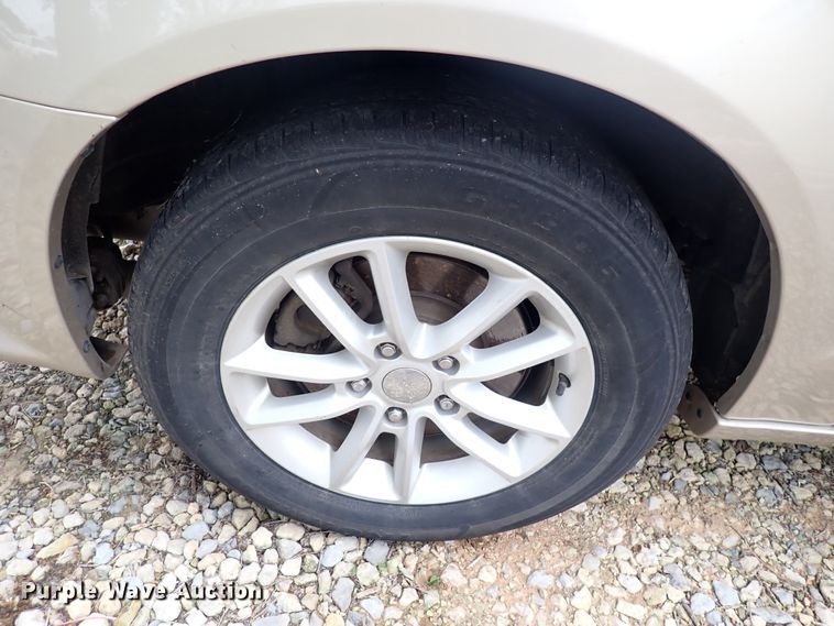 image for item DJ5743 2013 Dodge Grand Caravan  van