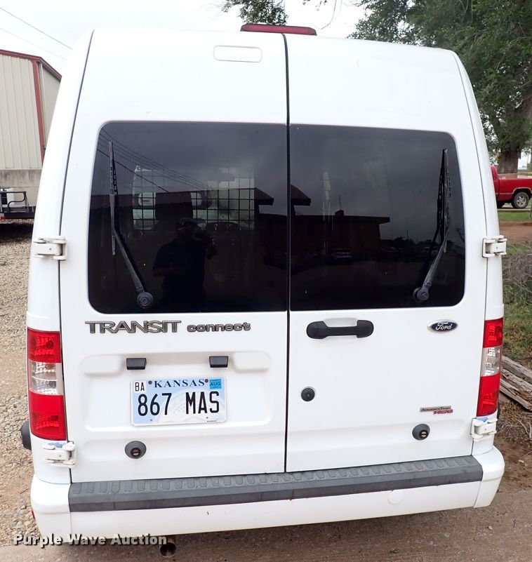 image for item DJ5745 2013 Ford Transit Connect  van