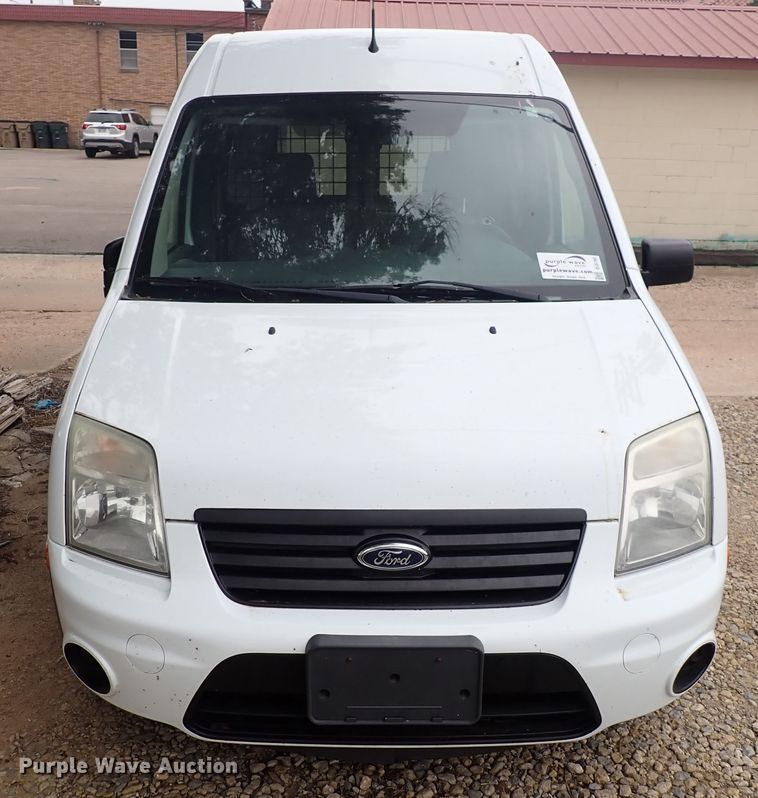 image for item DJ5745 2013 Ford Transit Connect  van