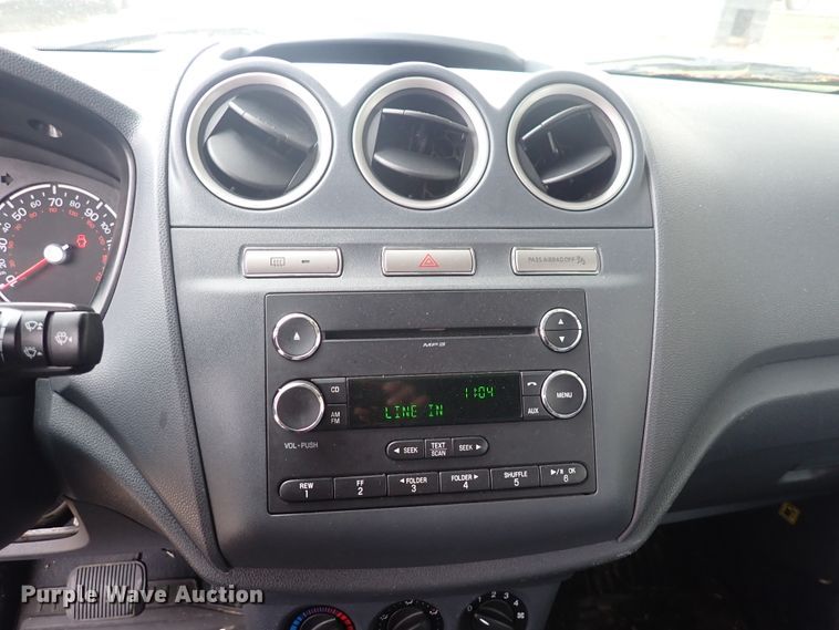 image for item DJ5745 2013 Ford Transit Connect  van