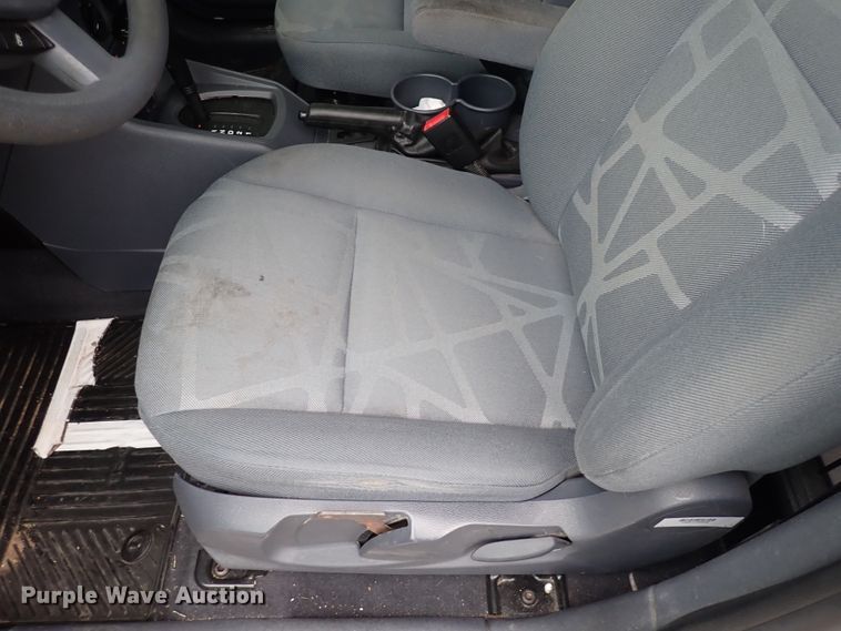 image for item DJ5745 2013 Ford Transit Connect  van