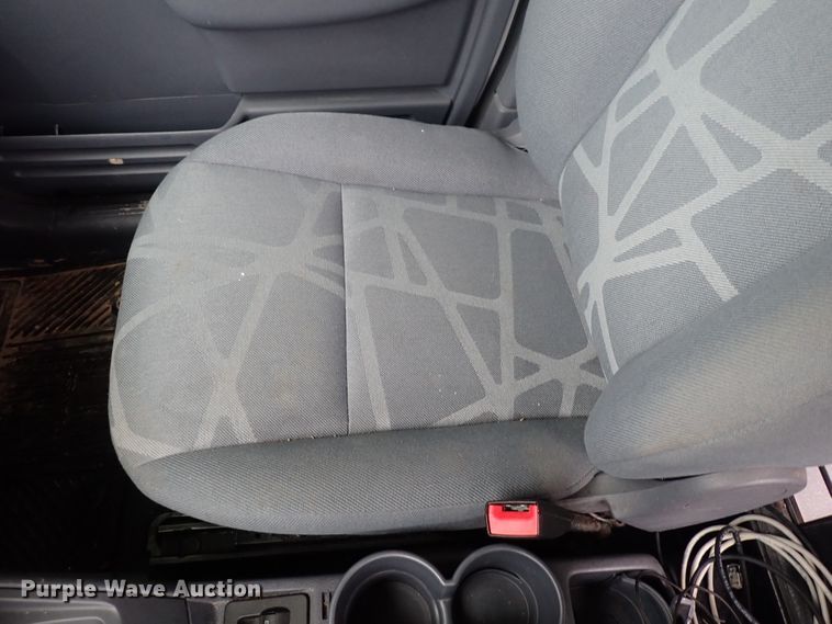 image for item DJ5745 2013 Ford Transit Connect  van