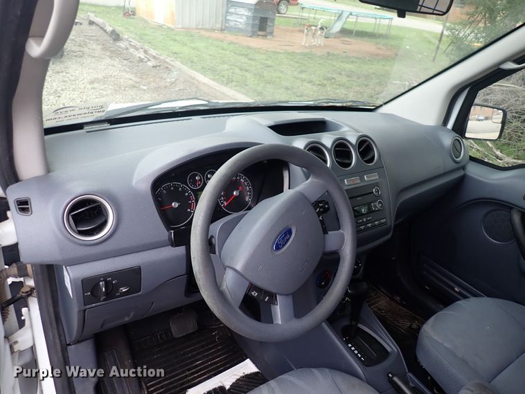 image for item DJ5745 2013 Ford Transit Connect  van