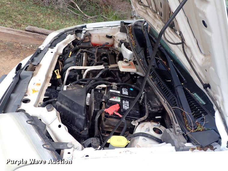 image for item DJ5745 2013 Ford Transit Connect  van