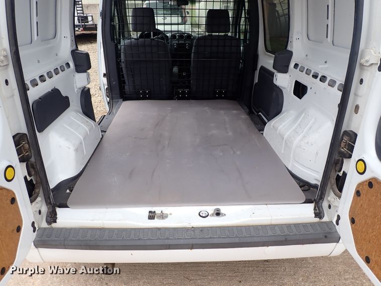 image for item DJ5745 2013 Ford Transit Connect  van
