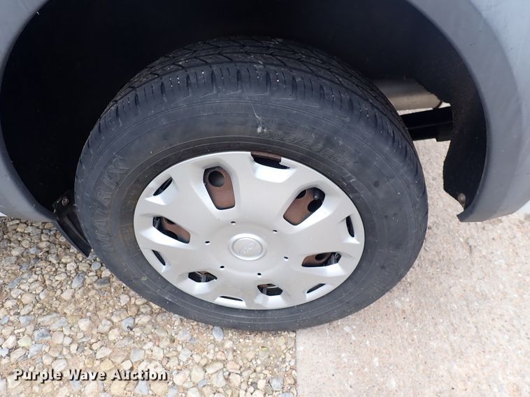 image for item DJ5745 2013 Ford Transit Connect  van