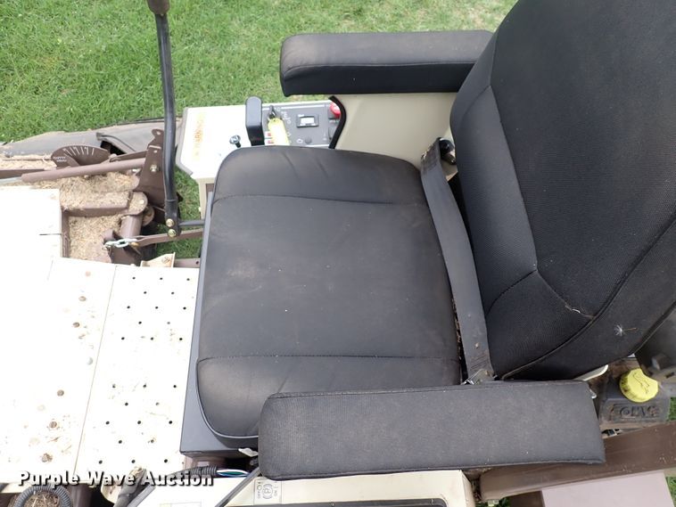 image for item DJ5746 Grasshopper 623T  ZTR lawn mower