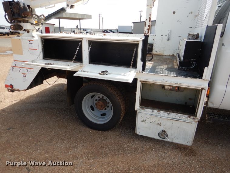 image for item DJ8846 2007 Ford F550 Super Duty  SuperCab utility / service truck