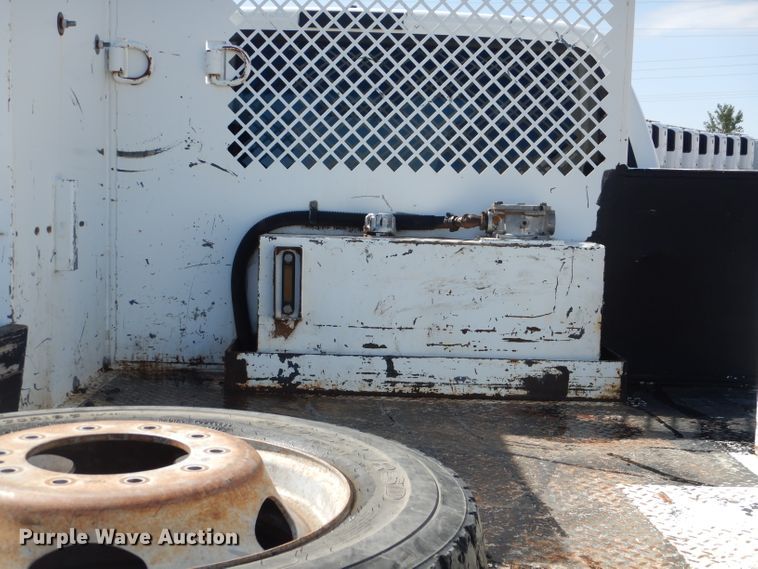 image for item DJ8846 2007 Ford F550 Super Duty  SuperCab utility / service truck