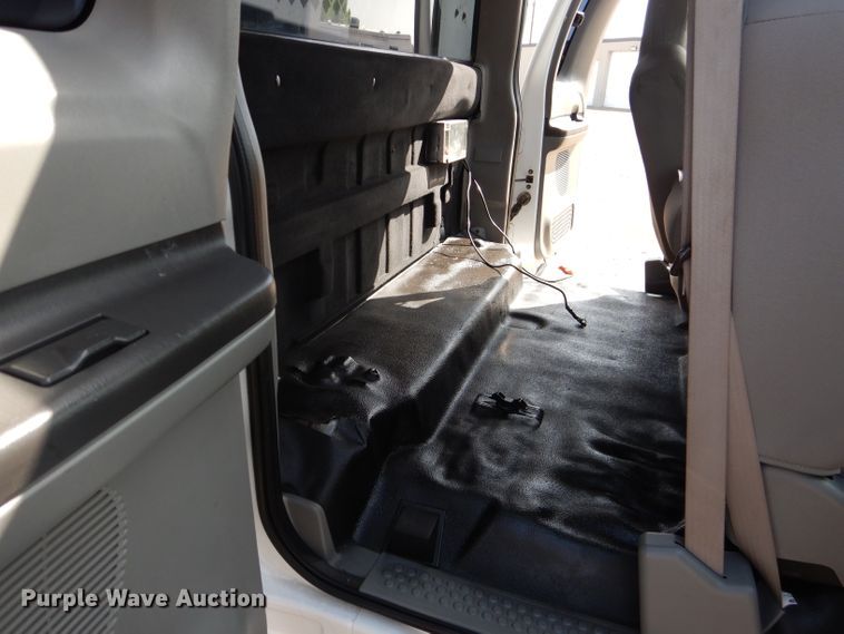 image for item DJ8846 2007 Ford F550 Super Duty  SuperCab utility / service truck