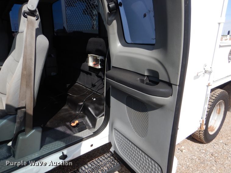 image for item DJ8846 2007 Ford F550 Super Duty  SuperCab utility / service truck