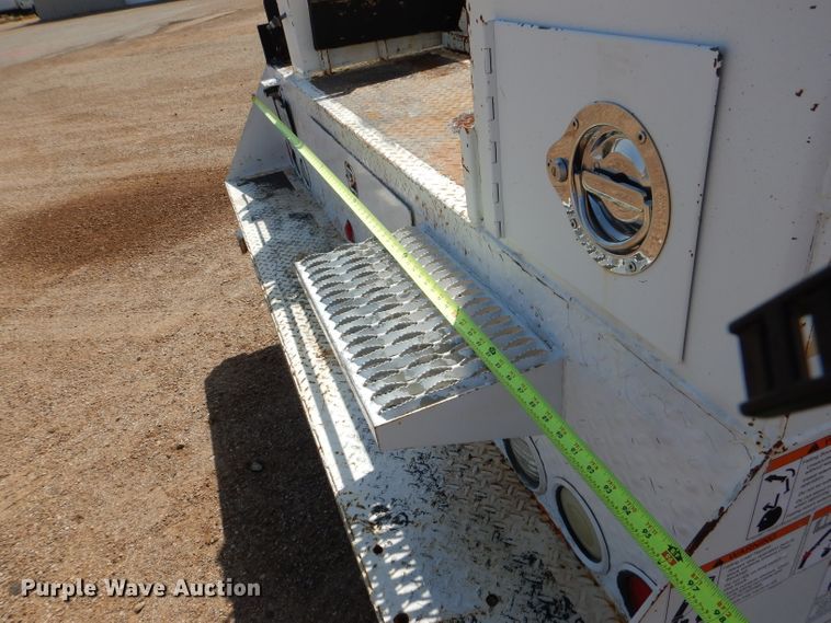 image for item DJ8846 2007 Ford F550 Super Duty  SuperCab utility / service truck