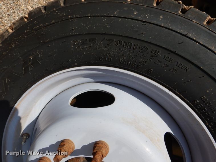 image for item DJ8846 2007 Ford F550 Super Duty  SuperCab utility / service truck