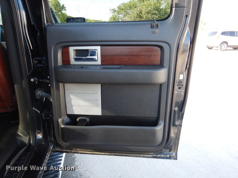 image for item DK5649 2013 Ford F150 King Ranch  SuperCab pickup truck