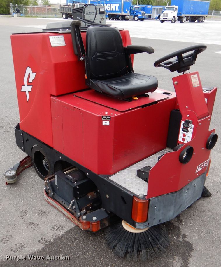 image for item DL8105 Factory-cat 46-C floor scrubber