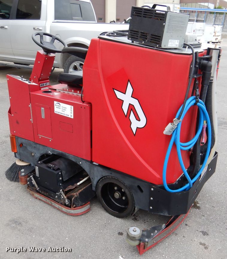 image for item DL8105 Factory-cat 46-C floor scrubber