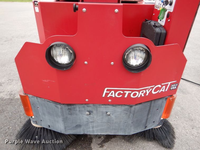 image for item DL8105 Factory-cat 46-C floor scrubber