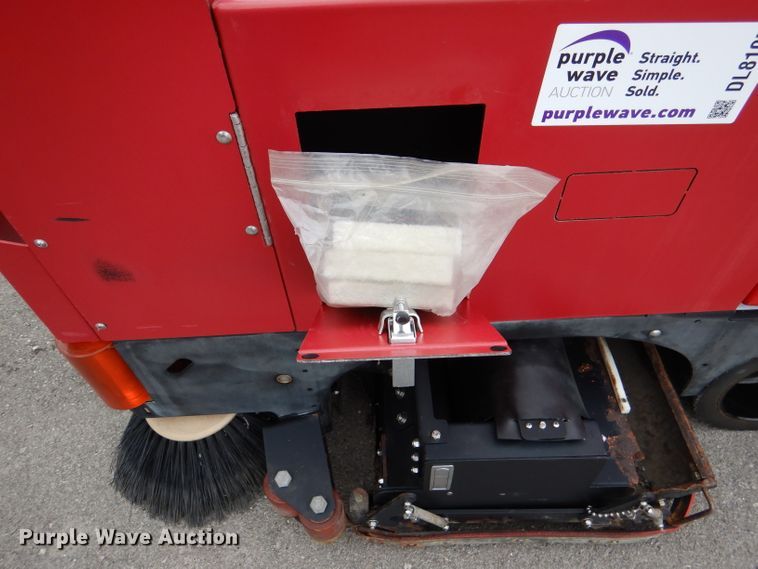 image for item DL8105 Factory-cat 46-C floor scrubber