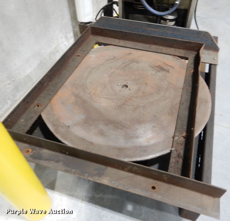 image for item DL8107 Shrink wrap machine