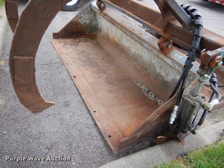 image for item DL8109 (2) skid steer attachments