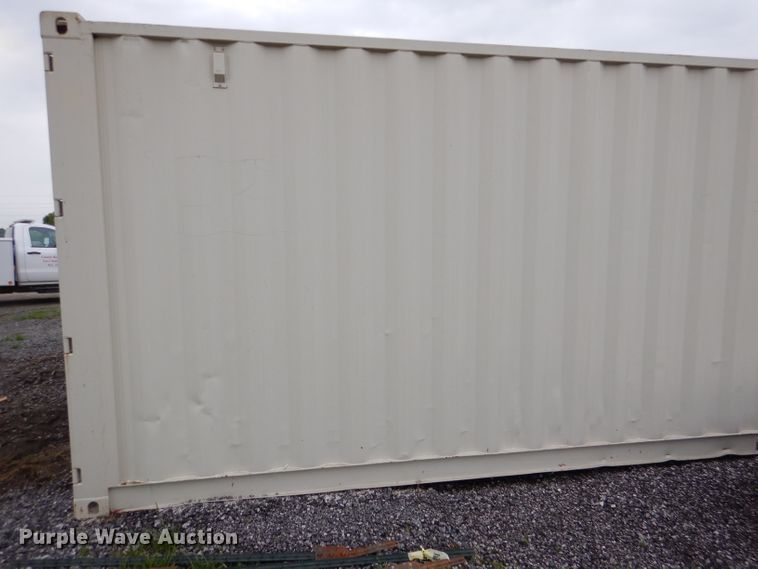 image for item DL8110 2005 storage container
