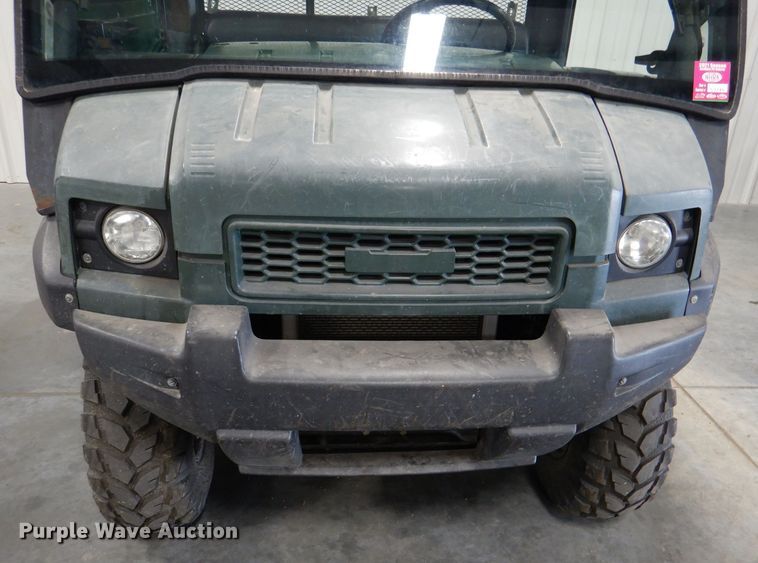 image for item DL8139 2010 Kawasaki Mule 4000  utility vehicle
