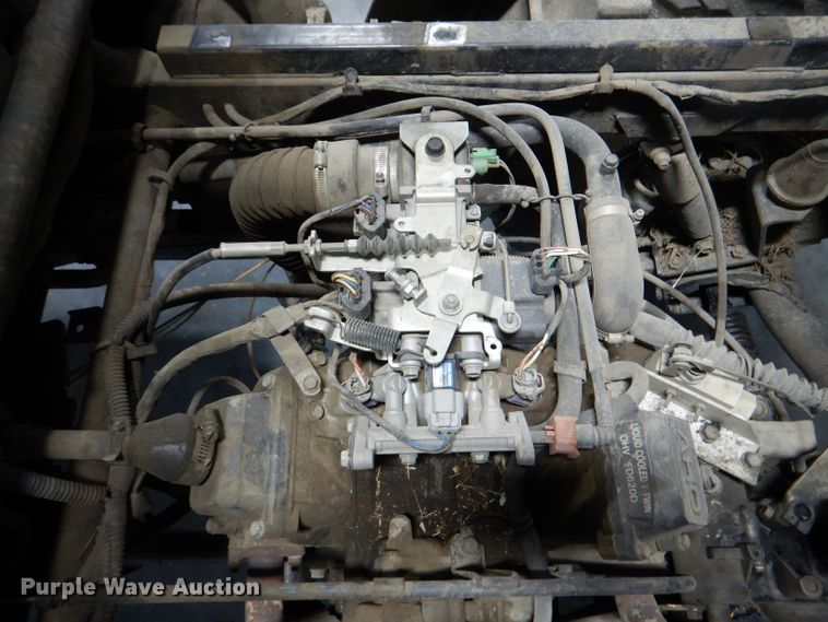 image for item DL8139 2010 Kawasaki Mule 4000  utility vehicle