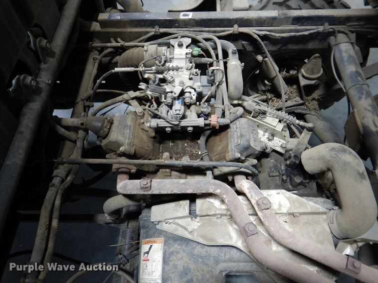 image for item DL8139 2010 Kawasaki Mule 4000  utility vehicle