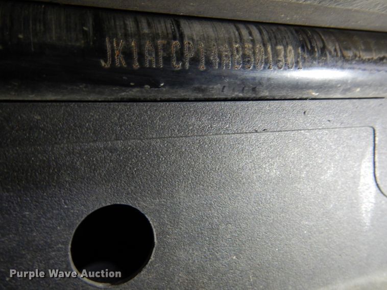 image for item DL8139 2010 Kawasaki Mule 4000  utility vehicle