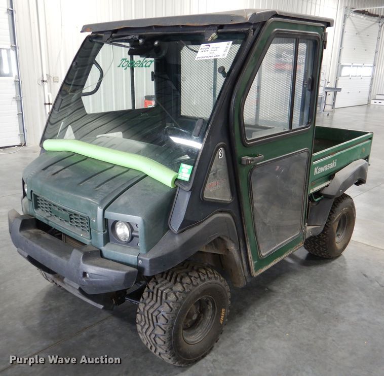 image for item DL8140 2010 Kawasaki Mule 4000  utility vehicle