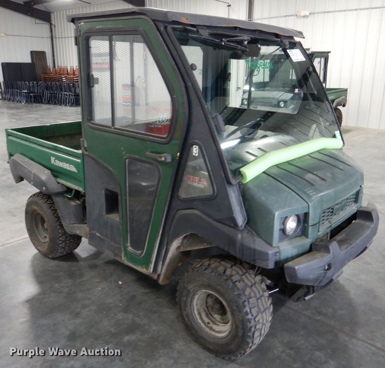 image for item DL8140 2010 Kawasaki Mule 4000  utility vehicle