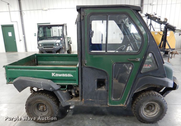 image for item DL8140 2010 Kawasaki Mule 4000  utility vehicle