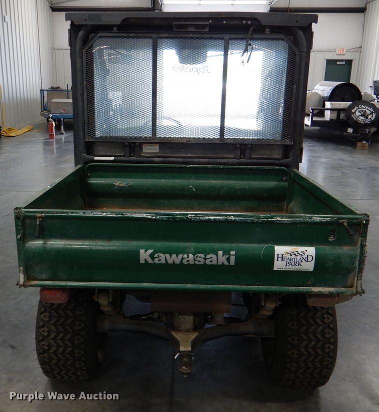 image for item DL8140 2010 Kawasaki Mule 4000  utility vehicle