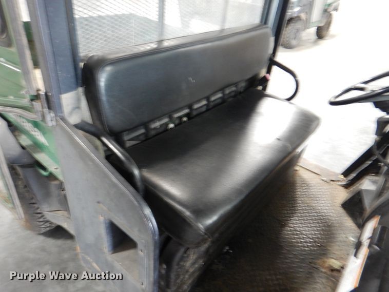 image for item DL8140 2010 Kawasaki Mule 4000  utility vehicle