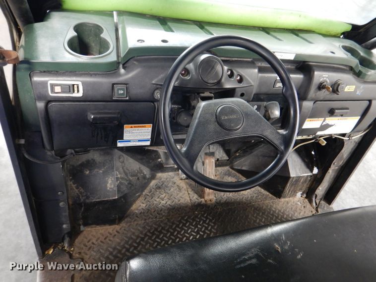 image for item DL8140 2010 Kawasaki Mule 4000  utility vehicle