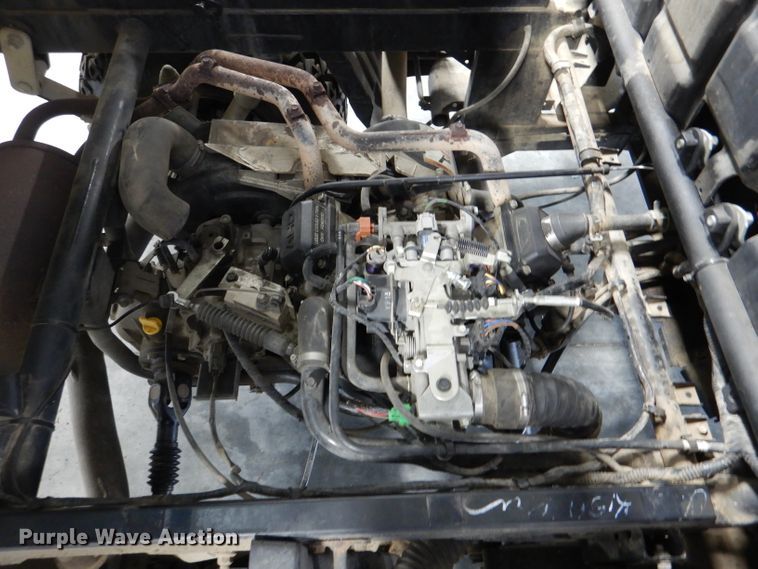 image for item DL8140 2010 Kawasaki Mule 4000  utility vehicle