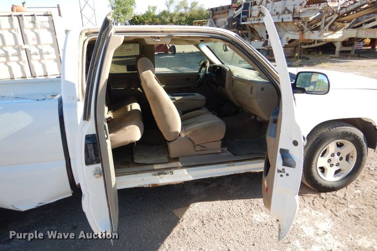 image for item DL8146 2006 Chevrolet Silverado 1500  Ext. Cab pickup truck