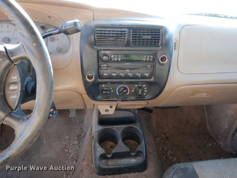 image for item DL8148 2003 Ford Ranger  SuperCab pickup truck