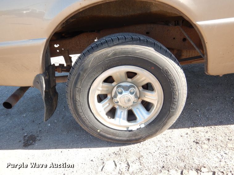 image for item DL8148 2003 Ford Ranger  SuperCab pickup truck