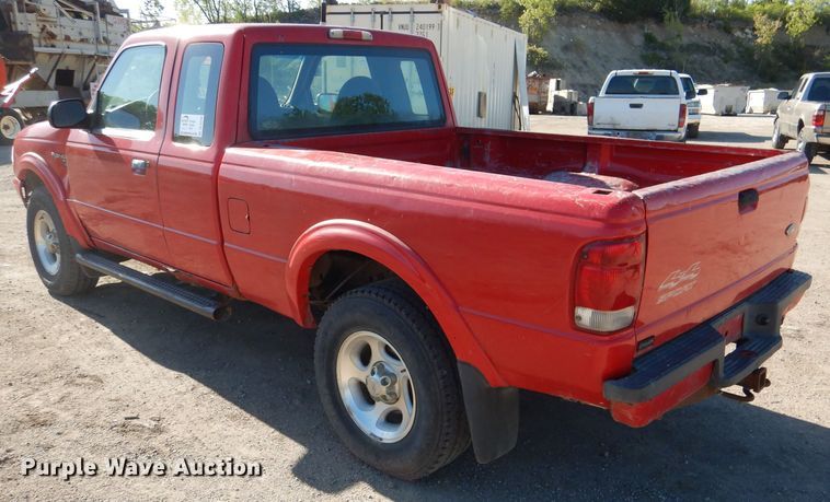 image for item DL8149 2000 Ford Ranger XLT  SuperCab pickup truck